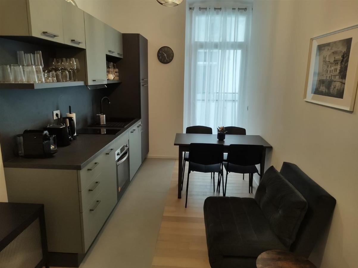 Boutique Apartments Cecilia Τεργέστη Εξωτερικό φωτογραφία