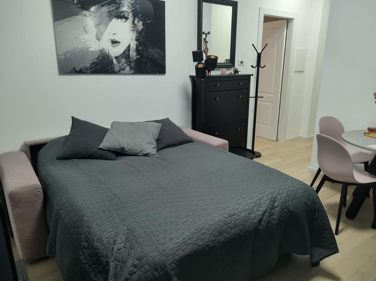 Boutique Apartments Cecilia Τεργέστη Εξωτερικό φωτογραφία