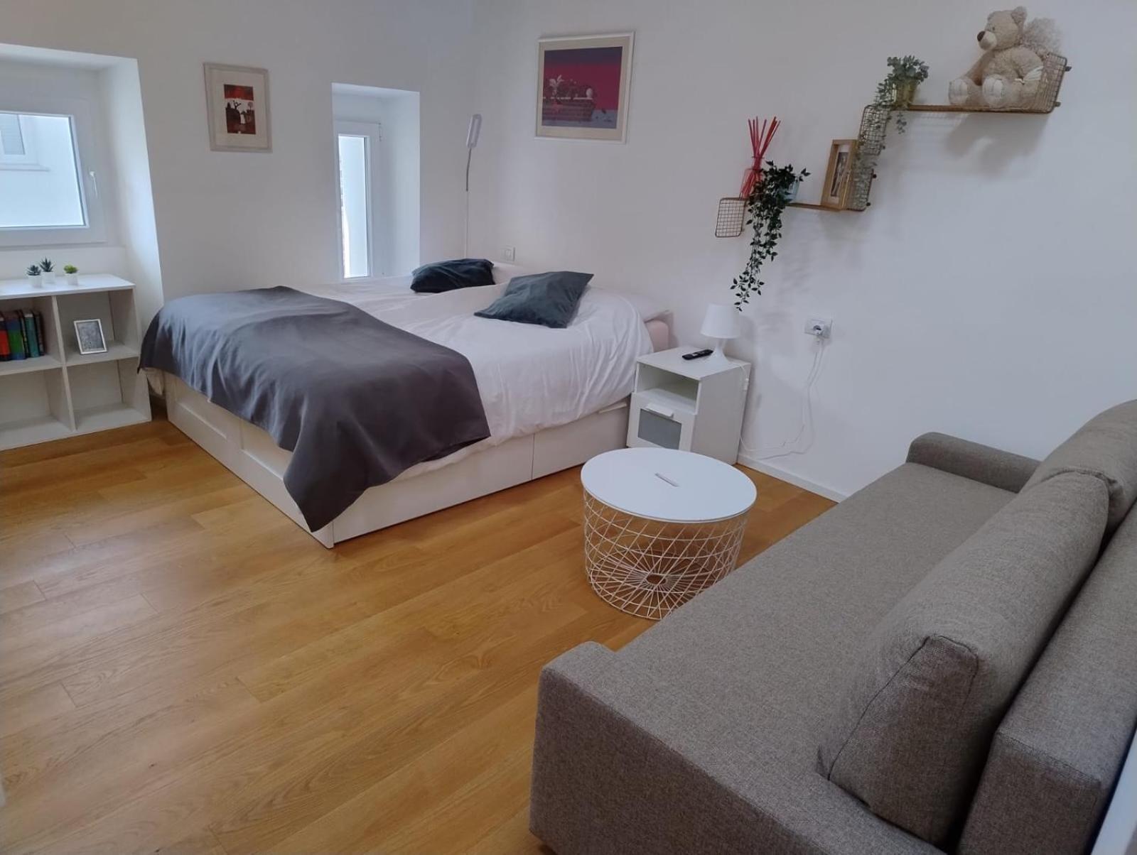 Boutique Apartments Cecilia Τεργέστη Εξωτερικό φωτογραφία